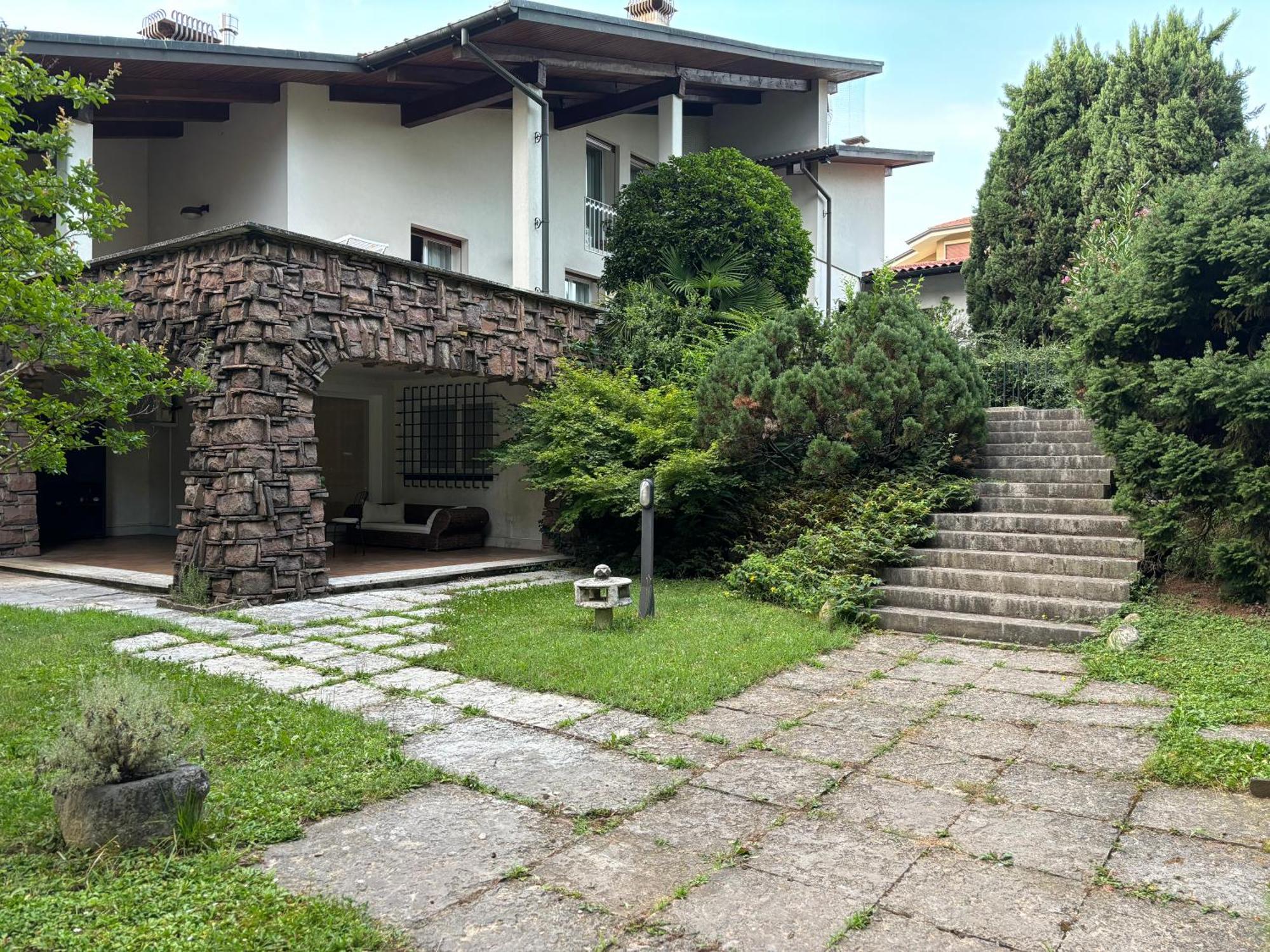 Appartamento Indipendente - Il Portichetto วิเชนซา ภายนอก รูปภาพ